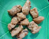 Foto langkah ke 3 dari resep Ayam Terasi Daun Jeruk.
