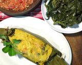 Foto langkah ke 6 dari resep Pepes Kakap Bumbu Kuning.