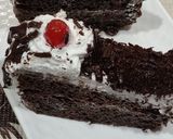 ब्लैक फॉरेस्ट केक(Black forest cake recipe in Hindi) रेसिपी चरण 13 फोटो