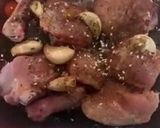 A picture of step 5 of Soya sauce honey chicken (no oil).