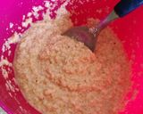 Foto del paso 1 de la receta: Tortita de coco y salvado de avena, con frutillas y manzanas