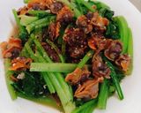 Hình bước làm 2 của món Sò lông xào cải ngọt