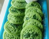 Foto langkah ke 8 dari resep Serabi Telur daun Kelor.