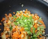 A picture of step 2 of Foxtail millet upma.