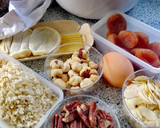 Foto del paso 1 de la receta: Medallones de queso de cabra rebozados con frutos secos