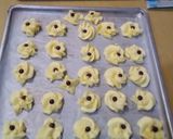 Foto langkah ke 3 dari resep Semprit susu 3 bahan.