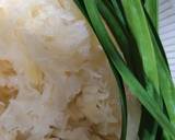 White fungus soup (dessert) recipe step 2 photo