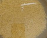 A picture of step 1 of Moong daal halwa.