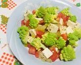 Foto del paso 3 de la receta: Ensalada de Romanesco Cocida en La Olla Vaporera con Tofu 🥗