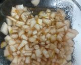 A picture of step 2 of Pear 🍐semolina halwa.