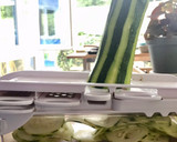Foto del paso 1 de la receta: Carpaccio de calabacín con pesto de nueces