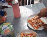 Foto langkah ke 4 dari resep Pizza Roti Simple (Untuk Bekal).