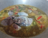Foto langkah ke 3 dari resep Ikan Kuah Kuning Khas Papua.