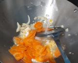 Foto langkah ke 1 dari resep Tumis kembang kol.