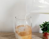 Foto langkah ke 2 dari resep Sea Salt Latte.