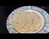 A picture of step 2 of Papad poha chivda.