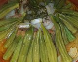 Foto del paso 5 de la receta: Tajín de carne de ternera con gombos y salsa de tomate - Mlokhiya