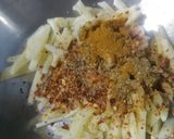 A picture of step 2 of Crispy aloo lacha pakoray.
