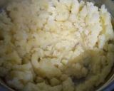 A picture of step 1 of Paav bataka (potatoes).