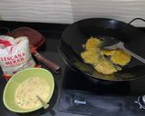 Foto langkah ke 2 dari resep Bakwan Jagung Sayur.