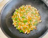 Hình bước làm 3 của món Cơm xúp lơ (bông cải) - cơm chiên Dương Châu chay