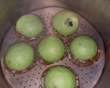 Foto langkah ke 6 dari resep Bakpao pandan coklat.