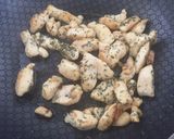 Foto del paso 5 de la receta Pasta integral con pollo y guacamole