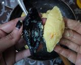 A picture of step 5 of Kesar Khirer Sandesh (without sugar).