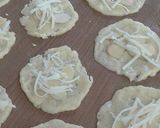 Foto langkah ke 6 dari resep Almond Cheese Crispy ala KueKu.