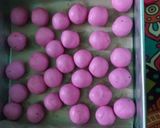 Foto langkah ke 2 dari resep Klepon Buah Naga.