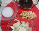 Foto langkah ke 1 dari resep Tumis Pakcoy Jamur Champignon.