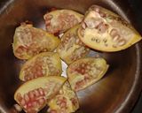A picture of step 1 of Pomegranate Juice.