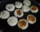 A picture of step 3 of Poha soya cutlets.