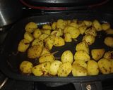 A picture of step 3 of Skillet-fried potatoes.