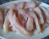 Foto del paso 1 de la receta: Solomillos de pollo con salsa champiñones al cava