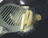 स्ट्रीट स्टाइल फ्रेंच फ्राई (Street style french fry recipe in hindi) रेसिपी चरण 5 फोटो