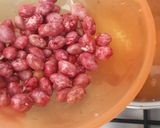 Foto del paso 2 de la receta: Caldo de bolas de plátano verde