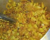 लौकी चना की ग्रेवी वाली सब्जी (Lauki chana ki gravy wali sabzi recipe in hindi) रेसिपी चरण 4 फोटो