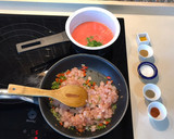 Foto del paso 3 de la receta: Pimientos envueltos con carne y salsa (al estilo árabe) 🌶🍖 💃
