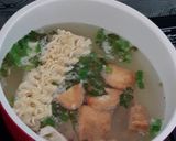 Foto langkah ke 3 dari resep Kuah Tahu Bakso simple.