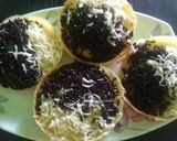 Foto langkah ke 3 dari resep Martabak manis mini.