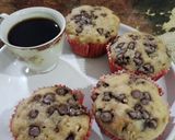 A picture of step 10 of Banana Chocolate Muffins.