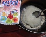 Foto langkah ke 2 dari resep Pudding Strawberry dalam Stoples (In Jar).