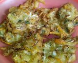 Foto langkah ke 5 dari resep Bakwan Goreng Crispy.