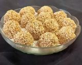 A picture of step 2 of Puffed Rajgira Laddu.