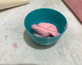 Foto langkah ke 5 dari resep Bolu Kukus Merah Putih.