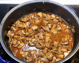 Foto del paso 2 de la receta: Arroz con panceta y champiñones