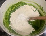 A picture of step 2 of Spinach and Matcha Pancakes.