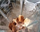 Foto del paso 1 de la receta: Batido especial de plátano y cacao