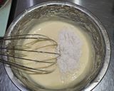 Foto langkah ke 2 dari resep Insert Cheese Fudgy Brownies.